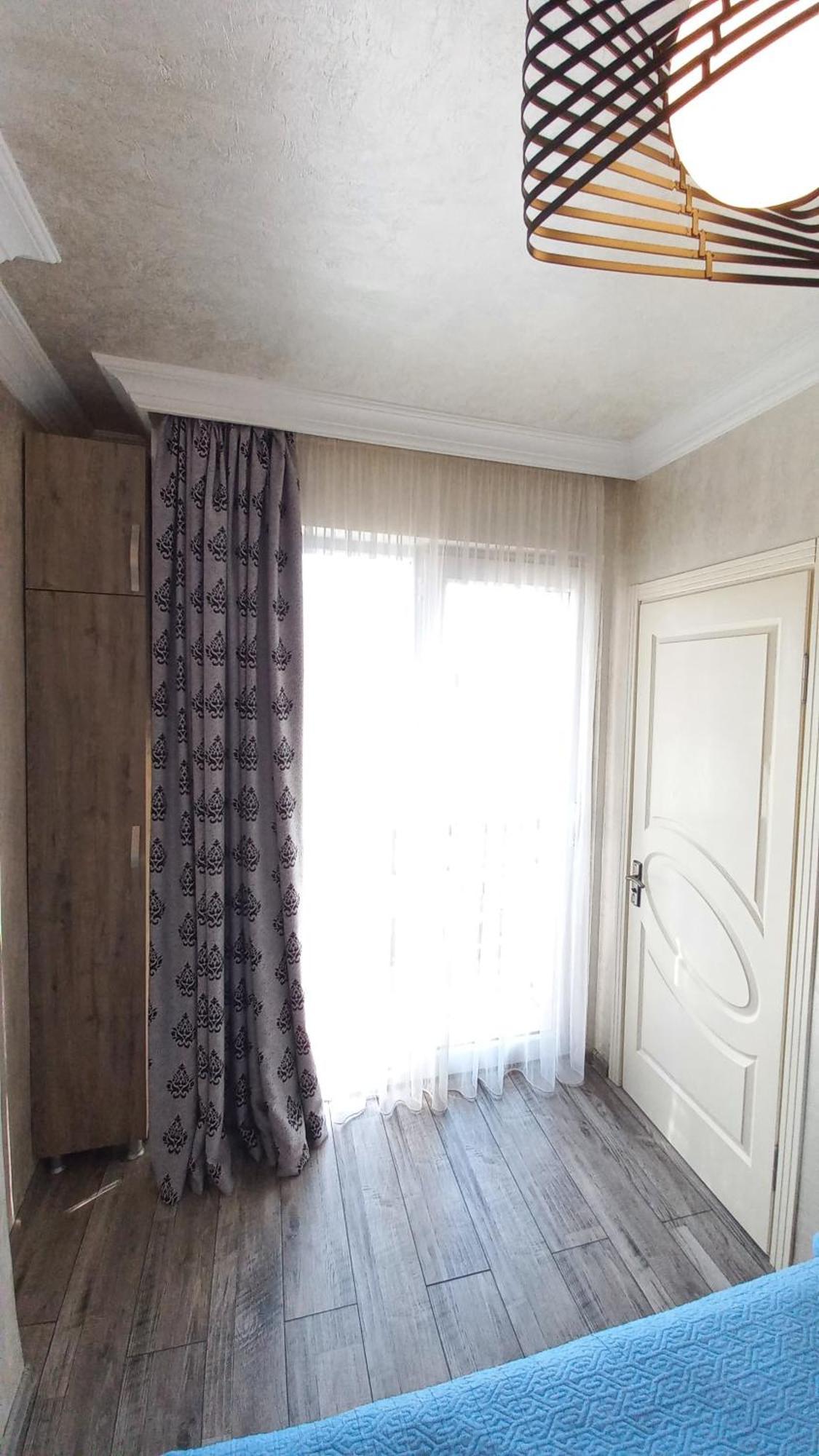 Penthouse Apartment In Batumi Eksteriør billede