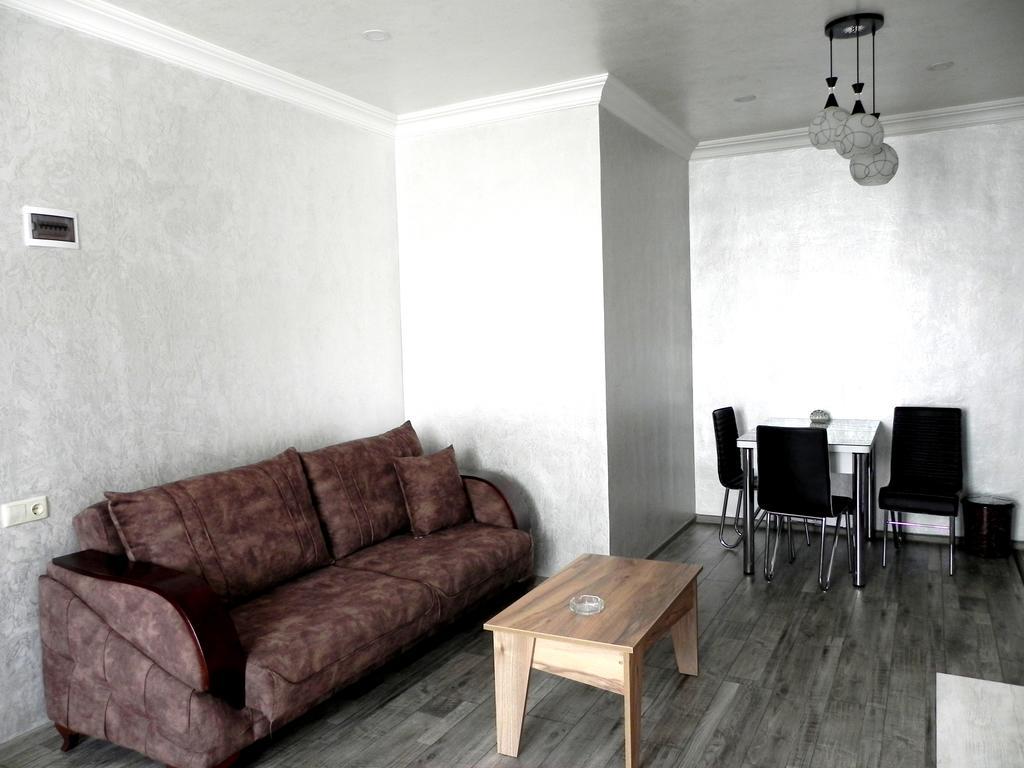 Penthouse Apartment In Batumi Eksteriør billede